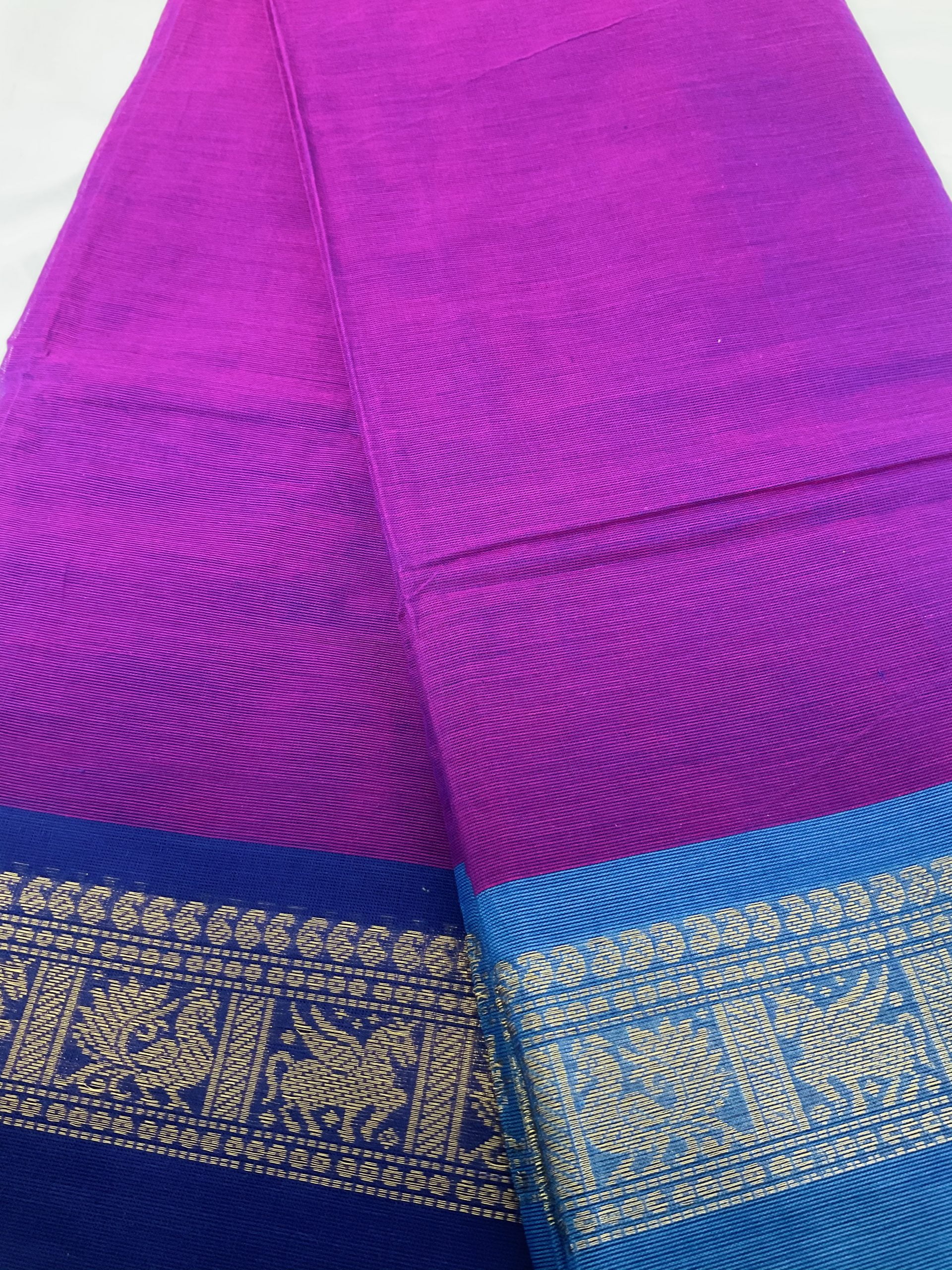 Kanchi Cotton Saree in Wine with Contrast Border - Image 4